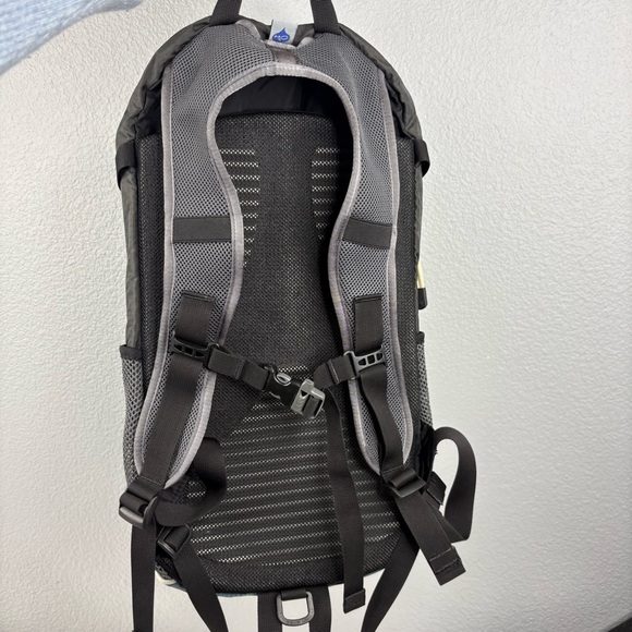 Osprey Daylite Backpack - Backwoods Blue & Dark Grey - Picture 4 of 9